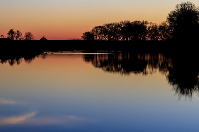 Zonsondergang (2) bij Fort Everdingen…
